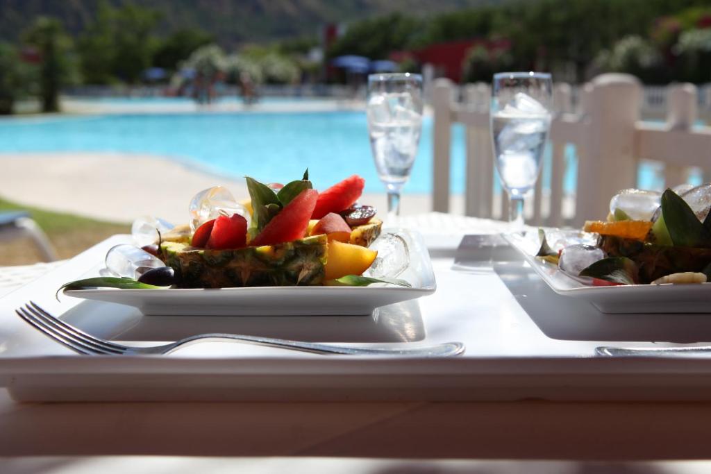 Club Esse Sunbeach Resort